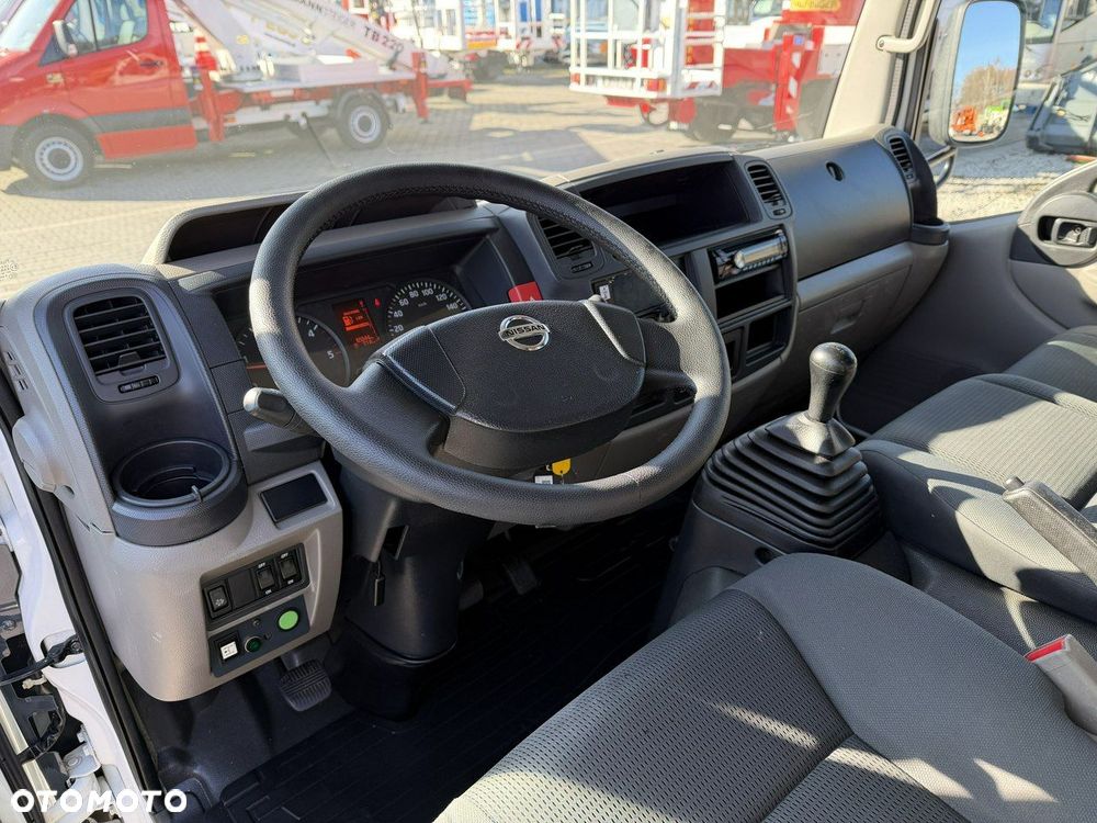 Nissan Cabstar - 23