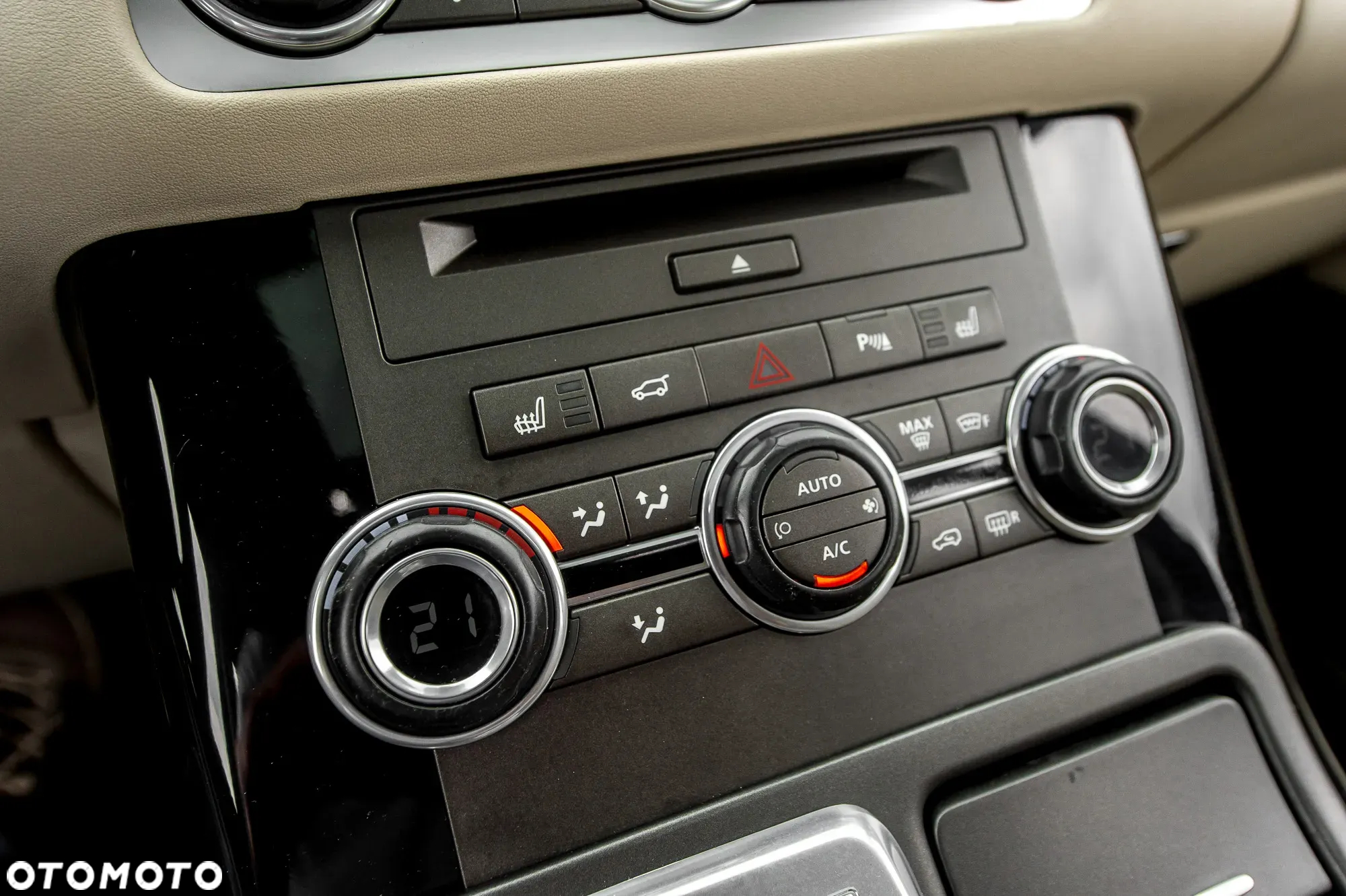 Land Rover Range Rover Sport - 35