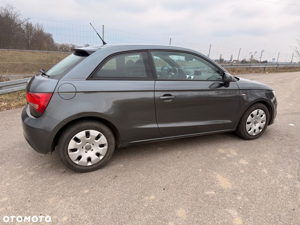 Audi A1 3-drzwiowe 1.6 TDI S line edition - 34
