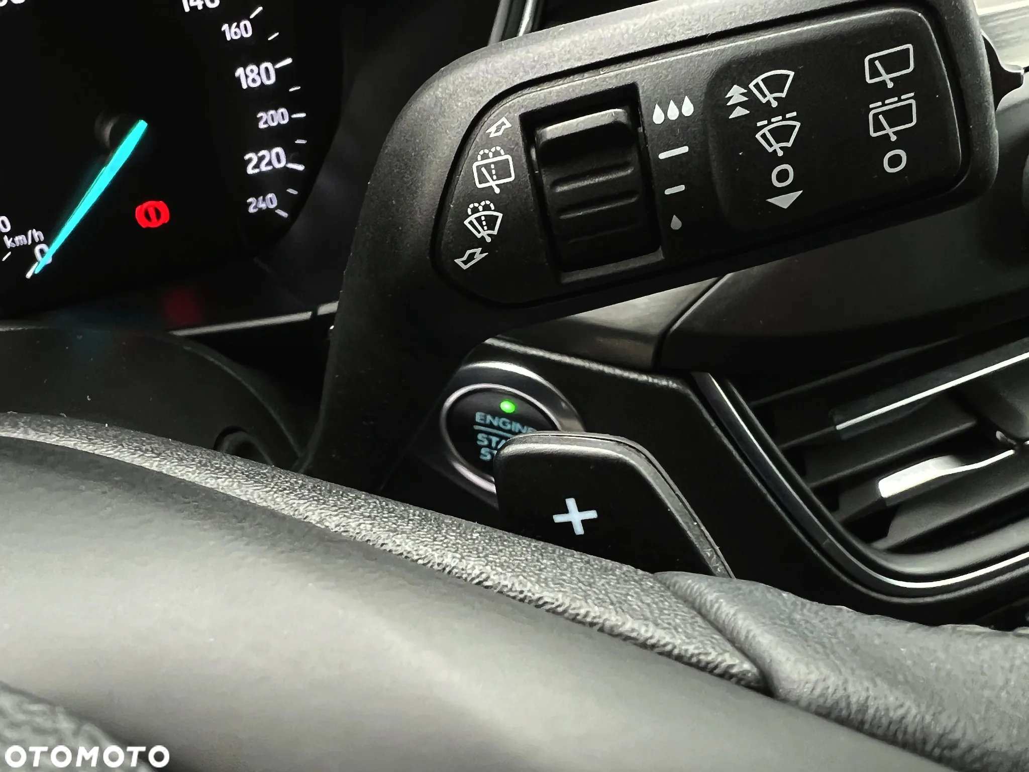 Ford Focus Turnier 1.5 EcoBlue Start-Stopp-System TITANIUM - 27