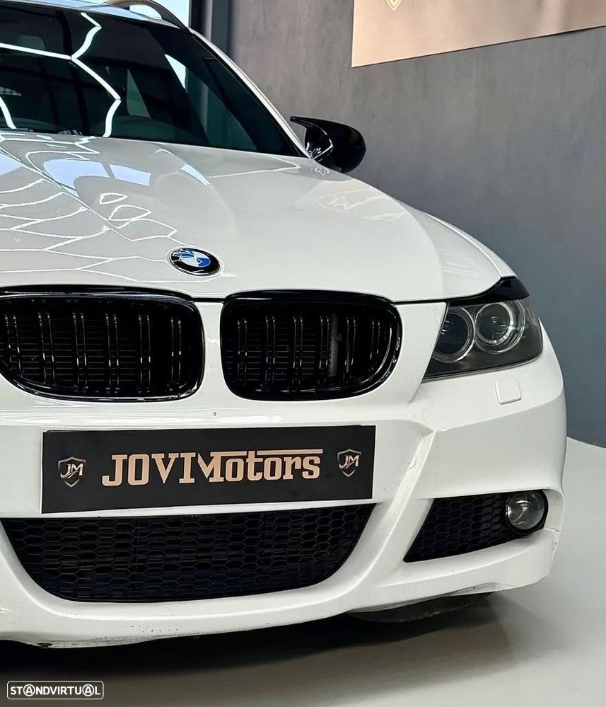 BMW 318 d Pack M - 15