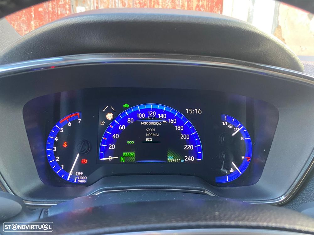 Toyota Corolla Touring Sports 1.8 Hybrid Comfort+P.Sport - 17