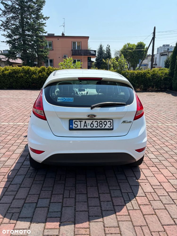 Ford Fiesta 1.25 Ambiente EU5 - 8