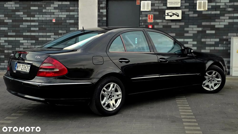 Mercedes-Benz Klasa E 320 CDI Elegance DPF - 9