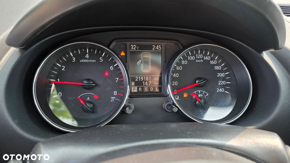 Nissan Qashqai 1.6 Visia CVT - 13