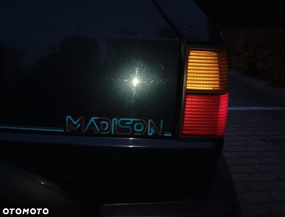 Volkswagen Golf 1.6 CL - 13