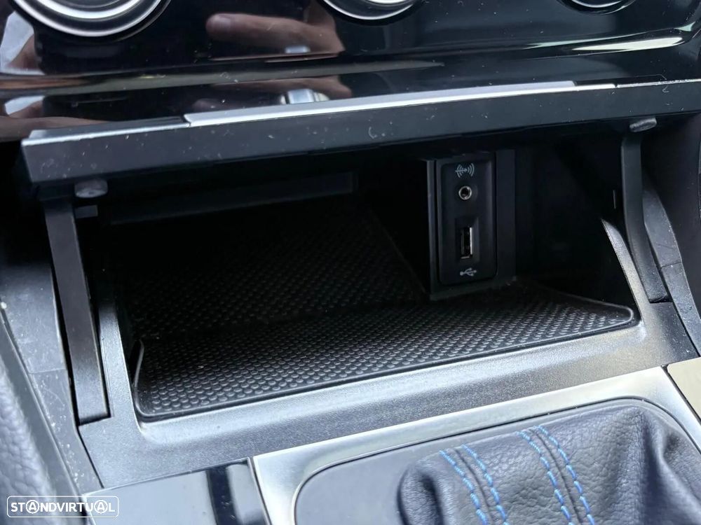 VW Golf 1.4 GTE Plug-in - 53