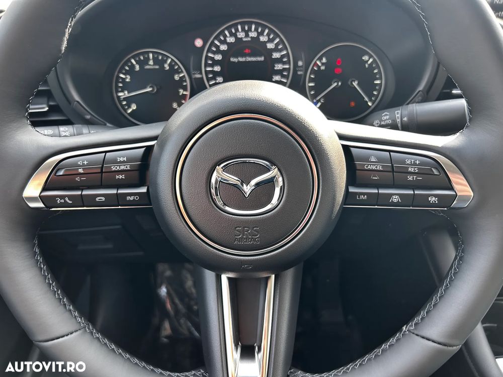Mazda 3 e-Skyactiv X186 AT MHEV Exclusive-Line - 5