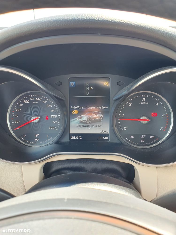 Mercedes-Benz GLC - 15