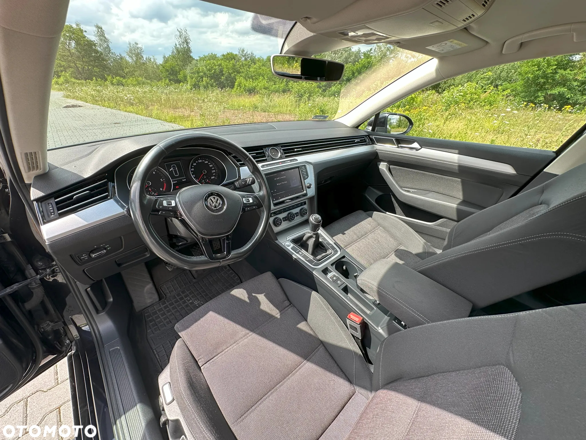 Volkswagen Passat 2.0 TDI BMT Comfortline - 30