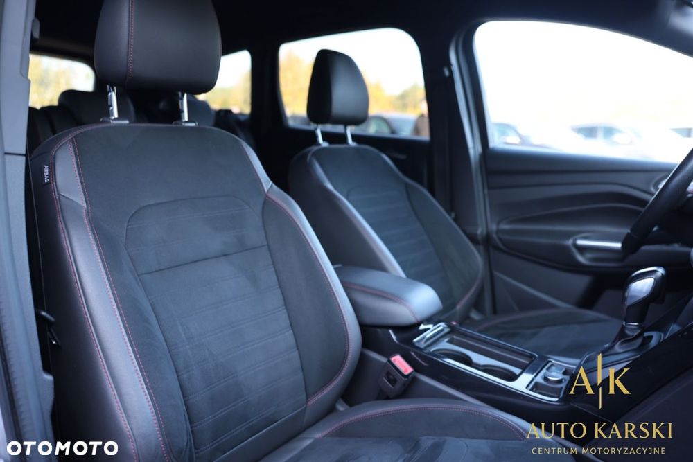 Ford Kuga - 37