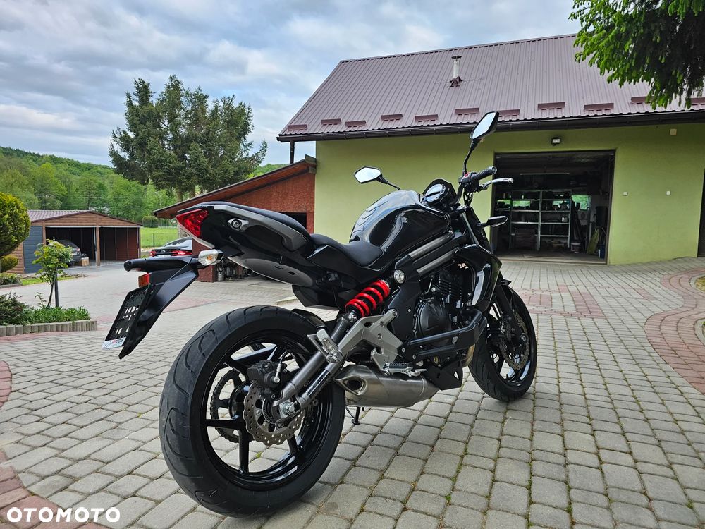Kawasaki ER - 1