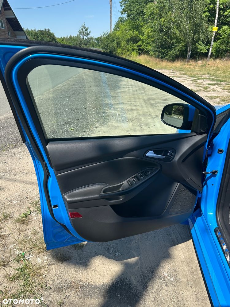 Ford Focus - 19