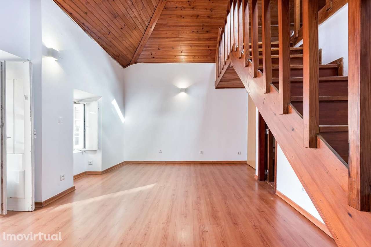 Moradia T2 + 2 com vista, Bairro Alto, Lisboa - Grande imagem: 4/25