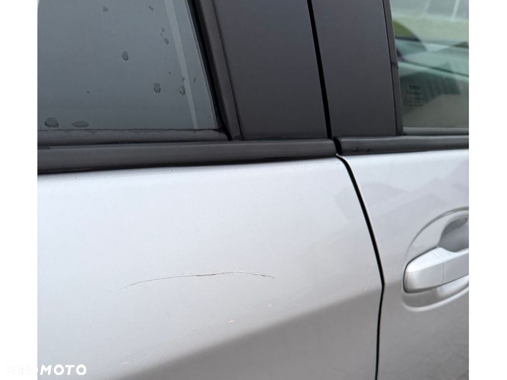 Toyota Yaris 1.33 Active EU6 - 9