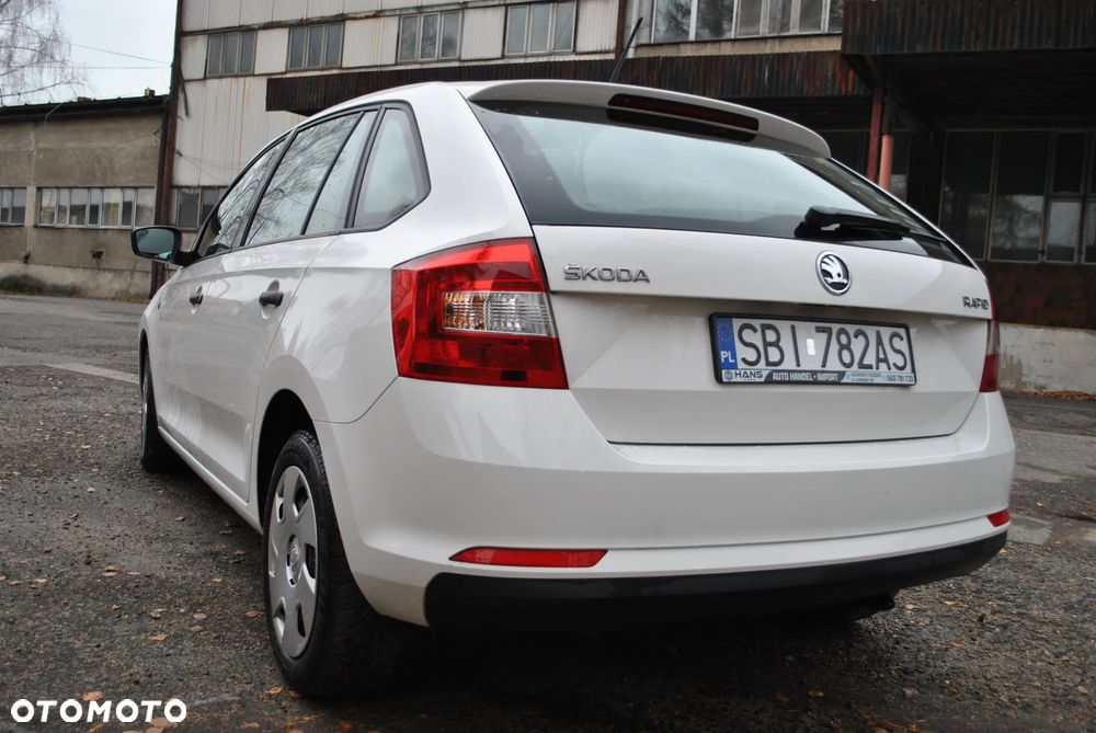 Skoda RAPID 1.2 TSI Active Green tec - 11