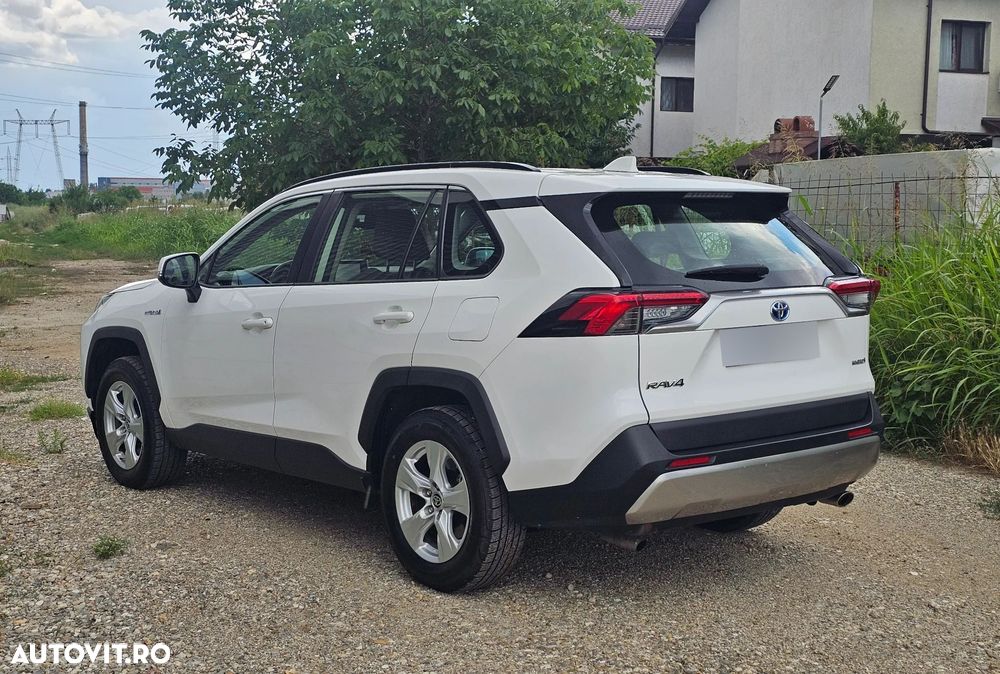 Toyota RAV4 - 4