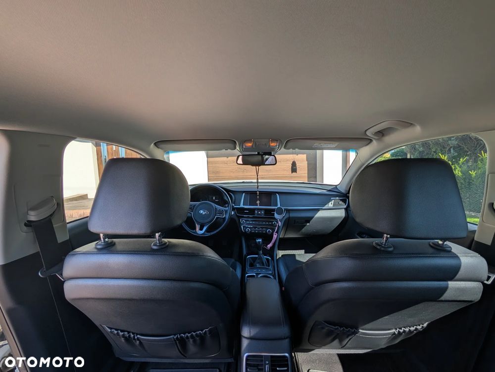 Kia Optima 1.7 CRDI L - 10