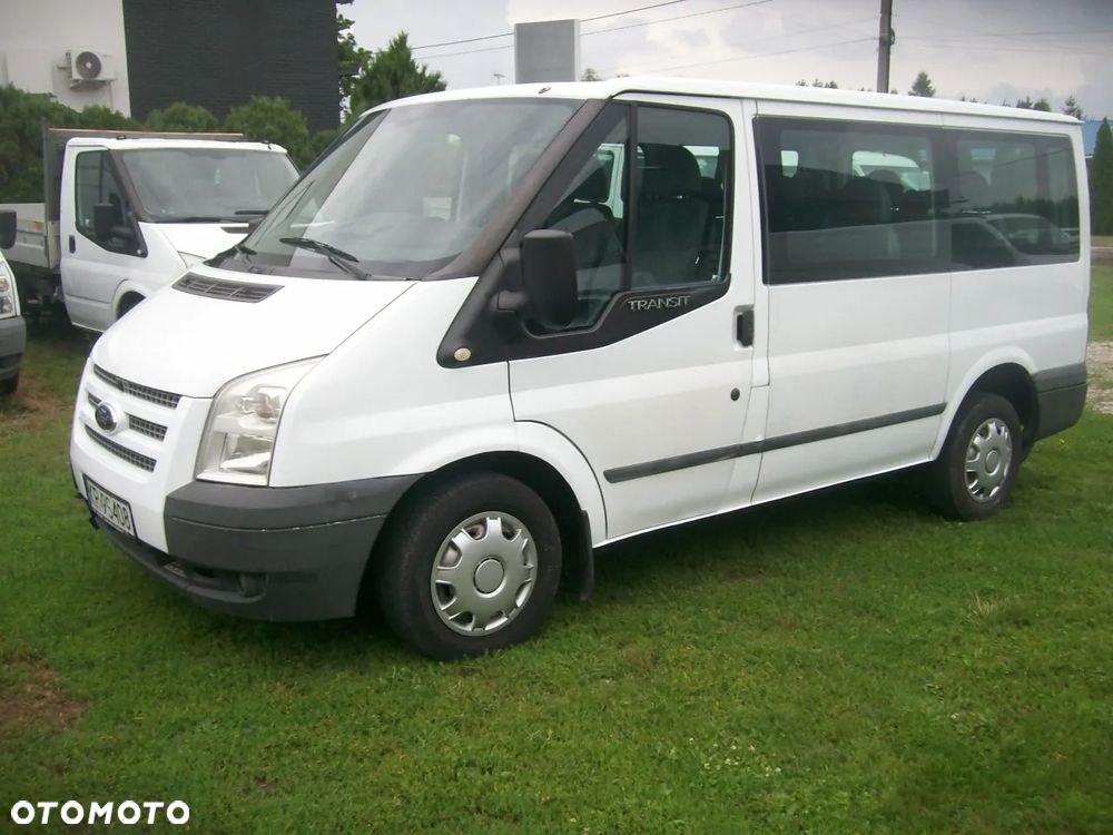 Ford Transit - 1