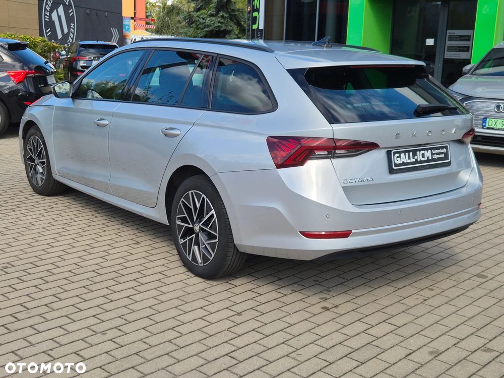 Skoda Octavia - 12