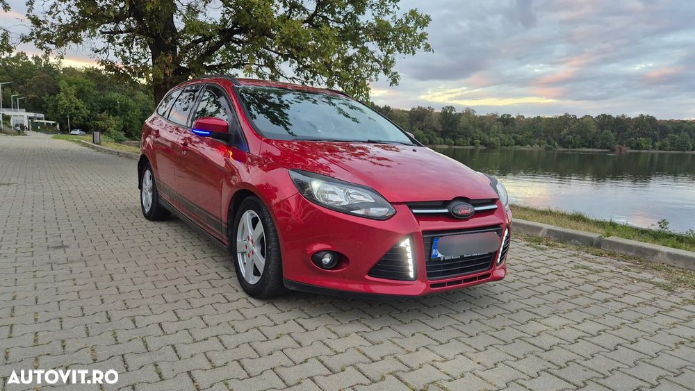 Ford Focus 2.0 TDCi DPF Powershift Titanium - 38