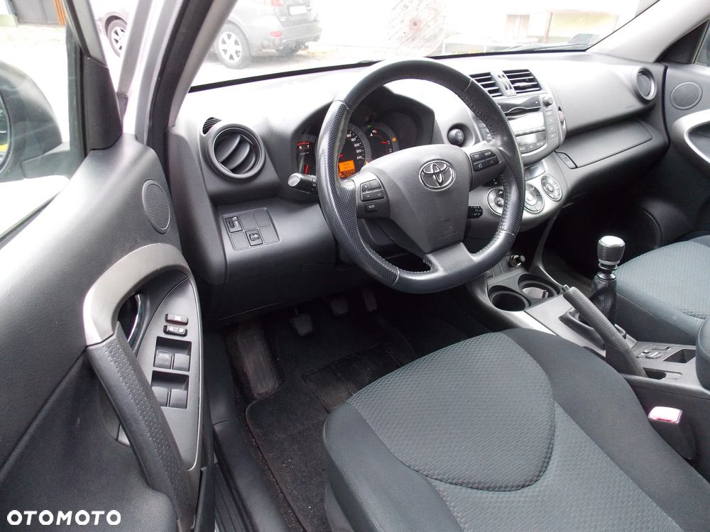 Toyota RAV4 2.2 D-4D 4x4 Sol - 15