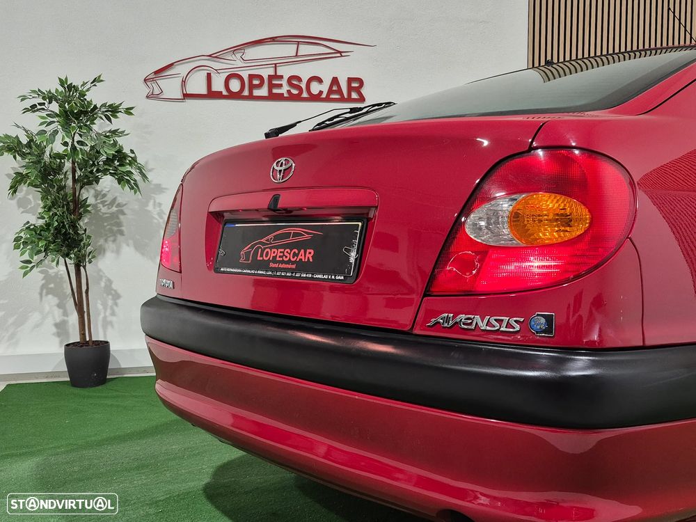 Toyota Avensis Liftback 1.6 Terra JE - 5