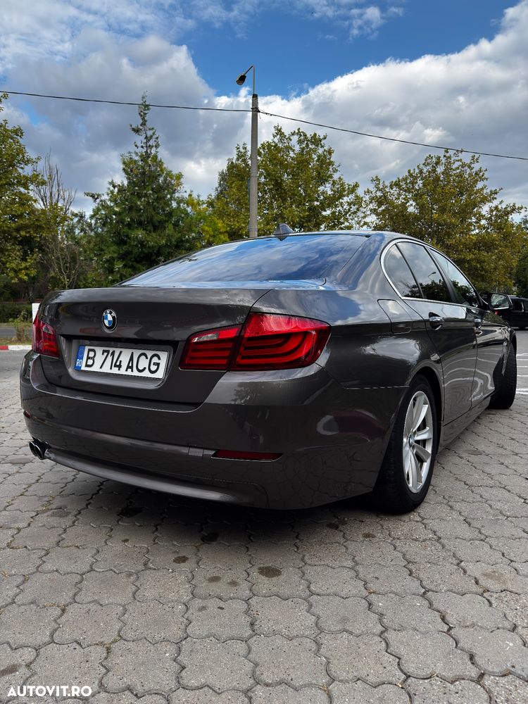 BMW 5 Series 2012 photo 3