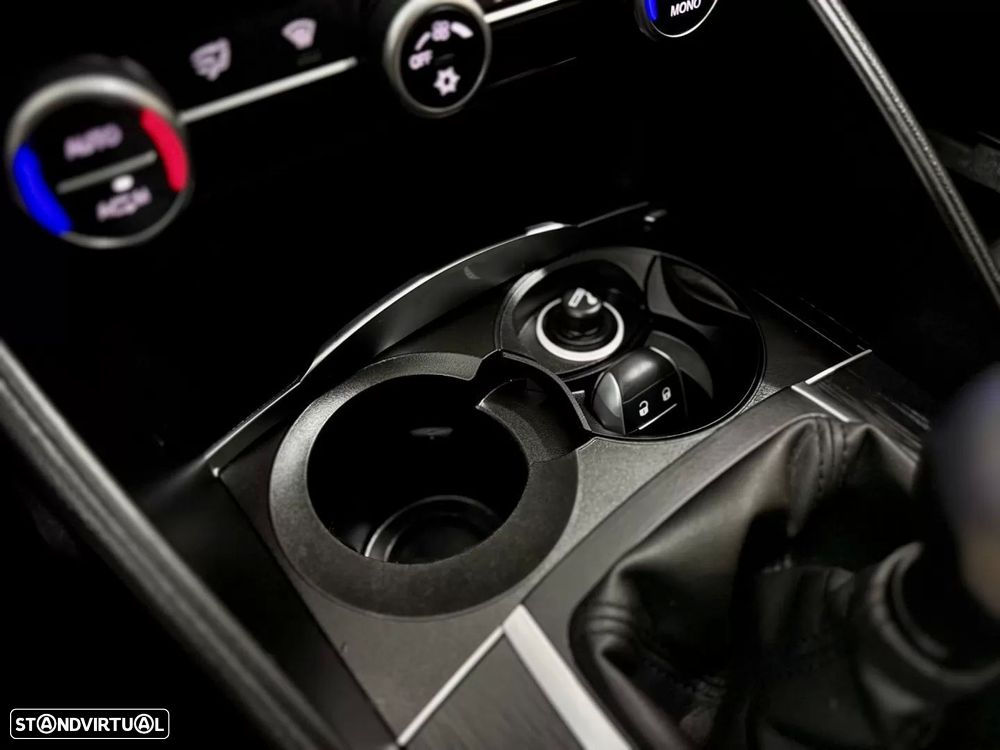 Alfa Romeo Giulia 2.2 D Super - 46