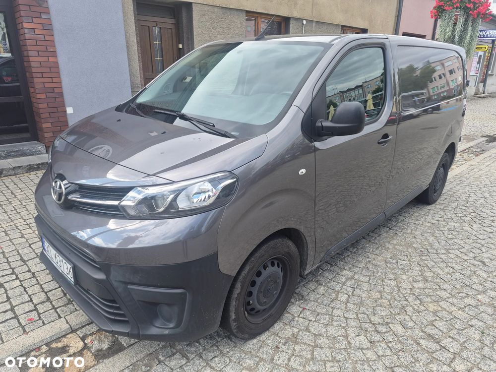 Toyota Proace - 1