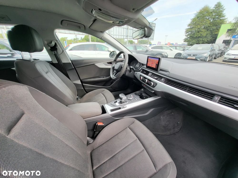 Audi A4 - 9
