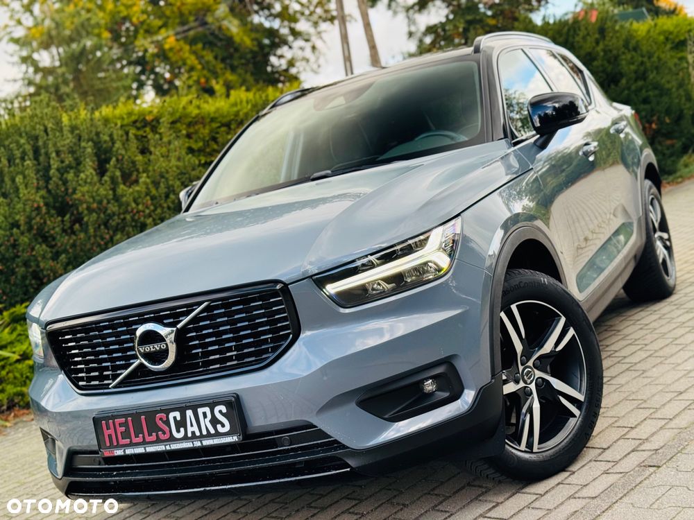 Volvo XC 40 B4 B R-Design - 2