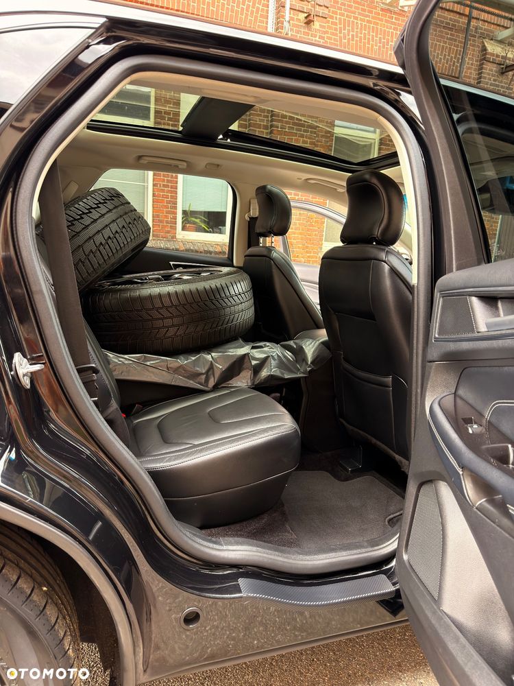 Ford Edge 2.0 TDCi Bi-Turbo 4x4 Titanium - 26