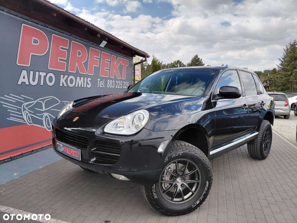 Porsche Cayenne - 1