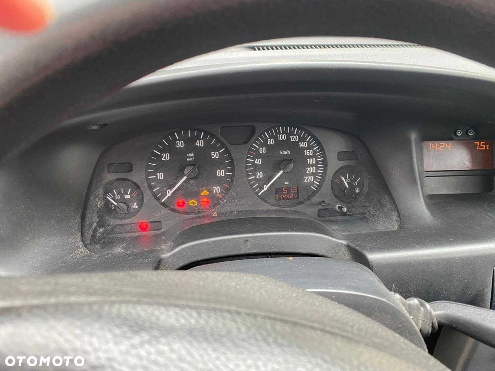 Opel Zafira - 5