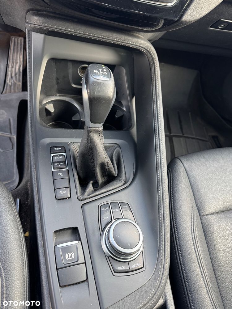 BMW X1 xDrive25i Sport Line - 23