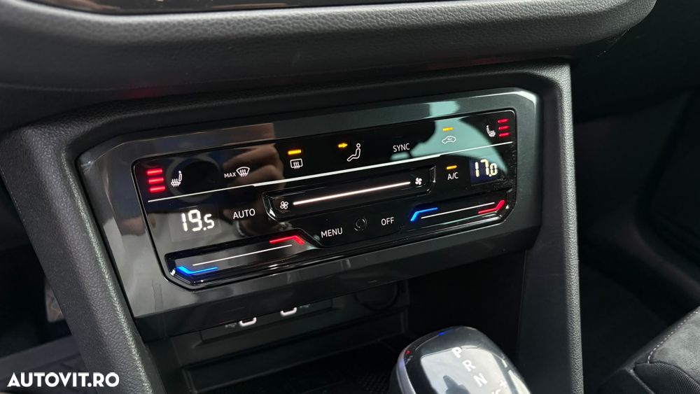 Volkswagen Tiguan - 22