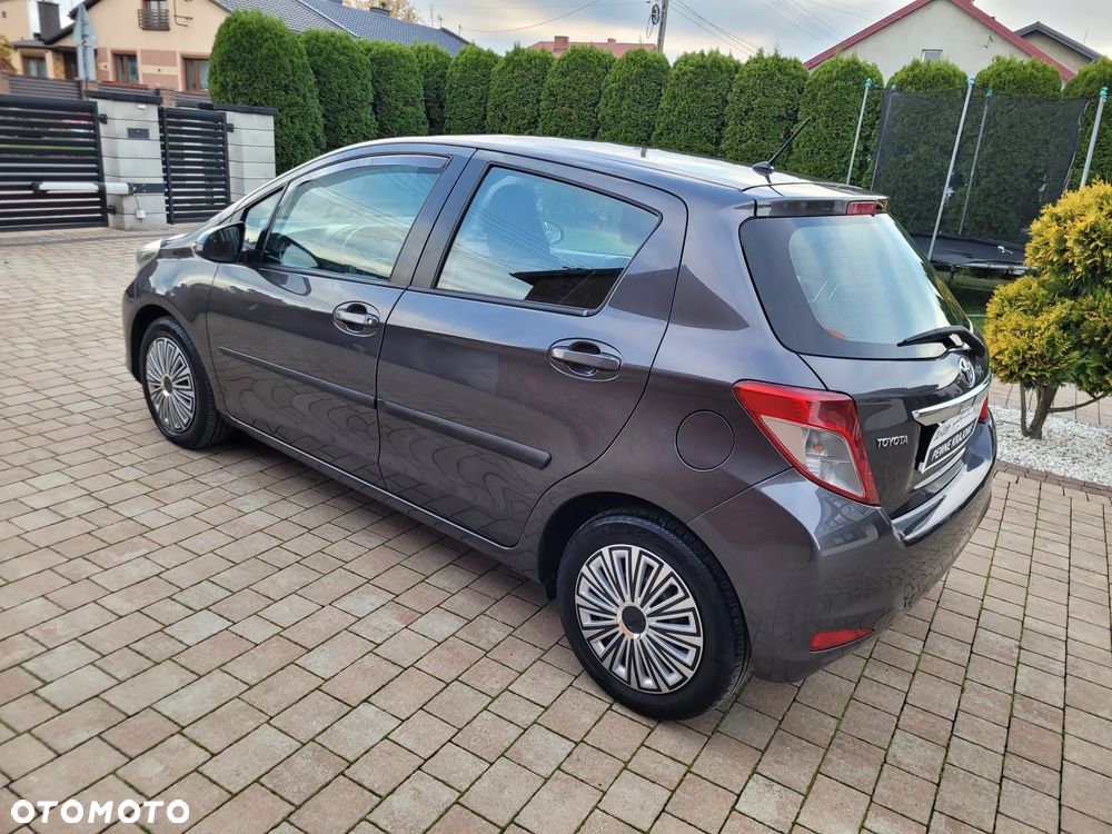 Toyota Yaris 1.33 Sol - 11