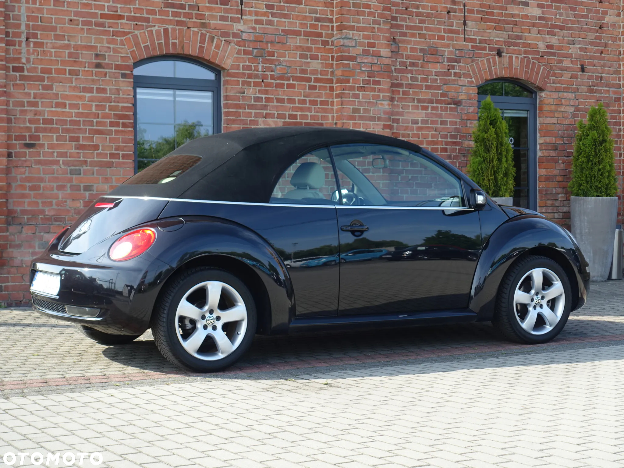 Volkswagen New Beetle Cabriolet 1.8 - 9