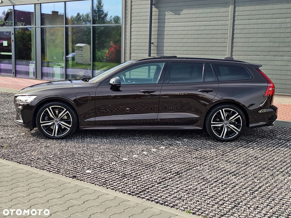 Volvo V60 2021 photo 3