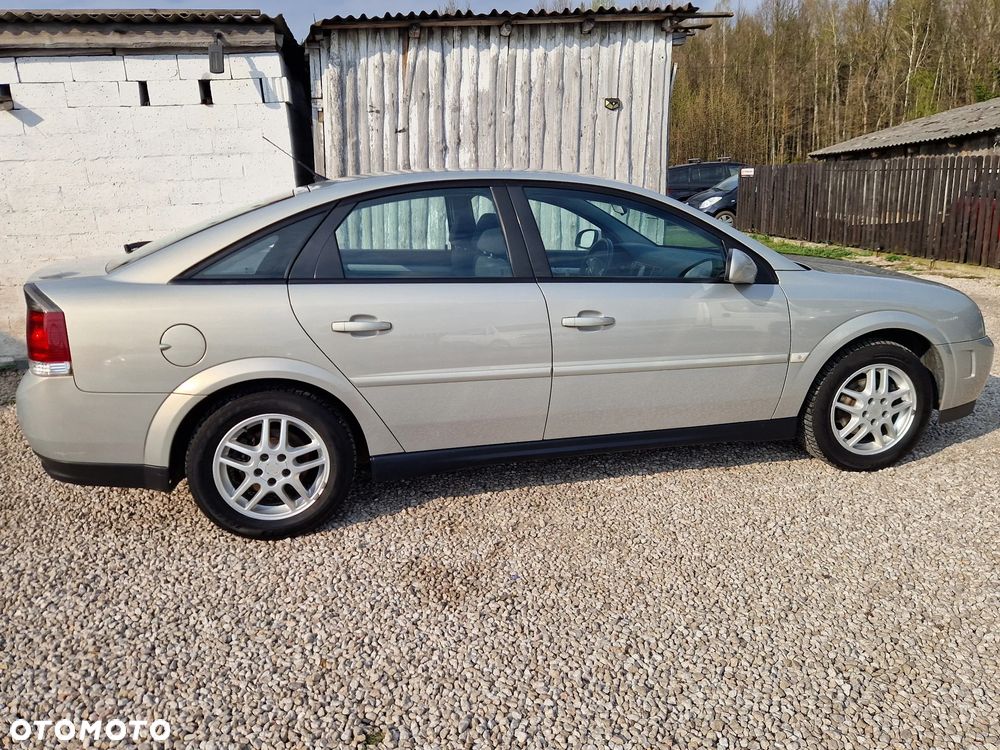 Opel Vectra - 8
