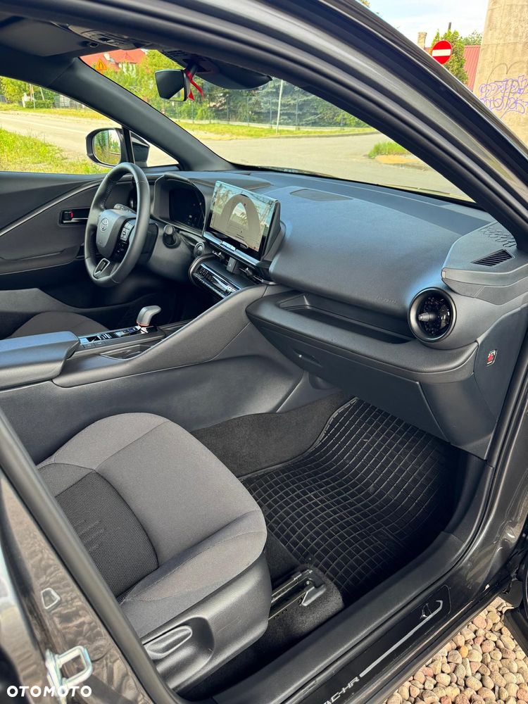 Toyota C-HR 2.0 Lounge Edition - 12