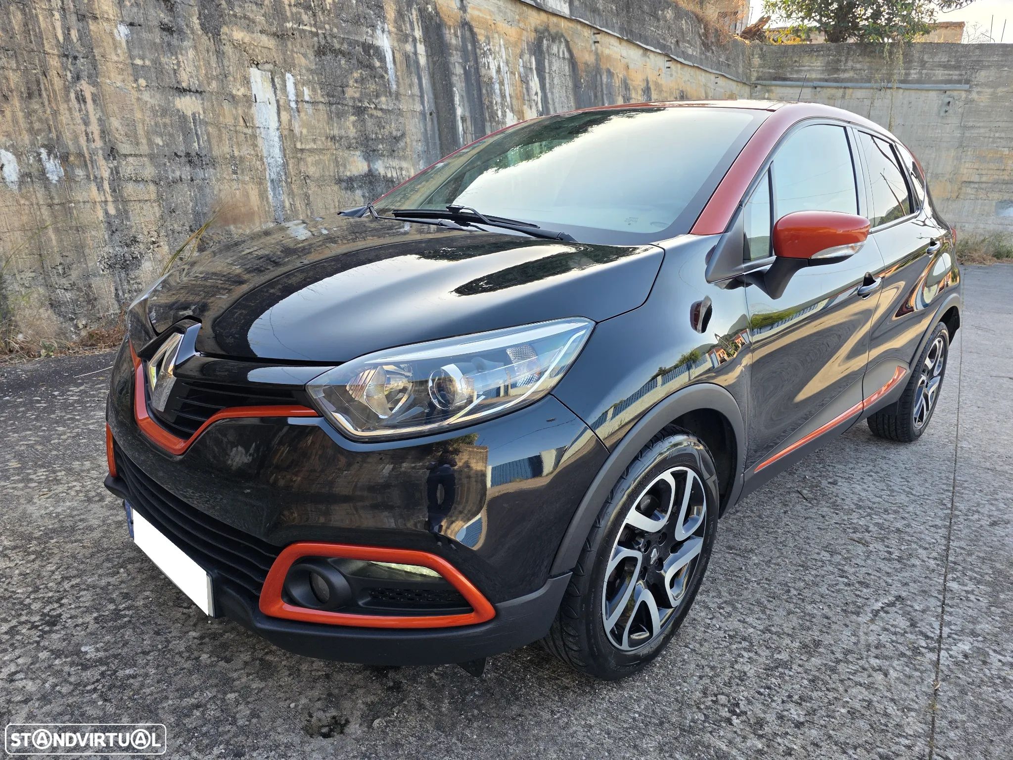 Renault Captur 1.5 dCi Exclusive EDC - 1