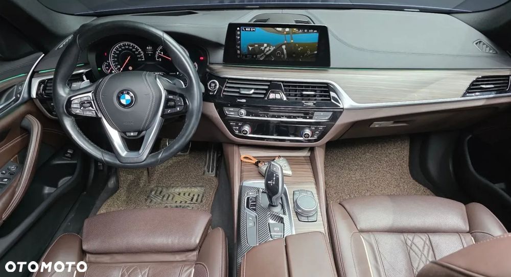 BMW Seria 5 530i M Sport Edition - 7