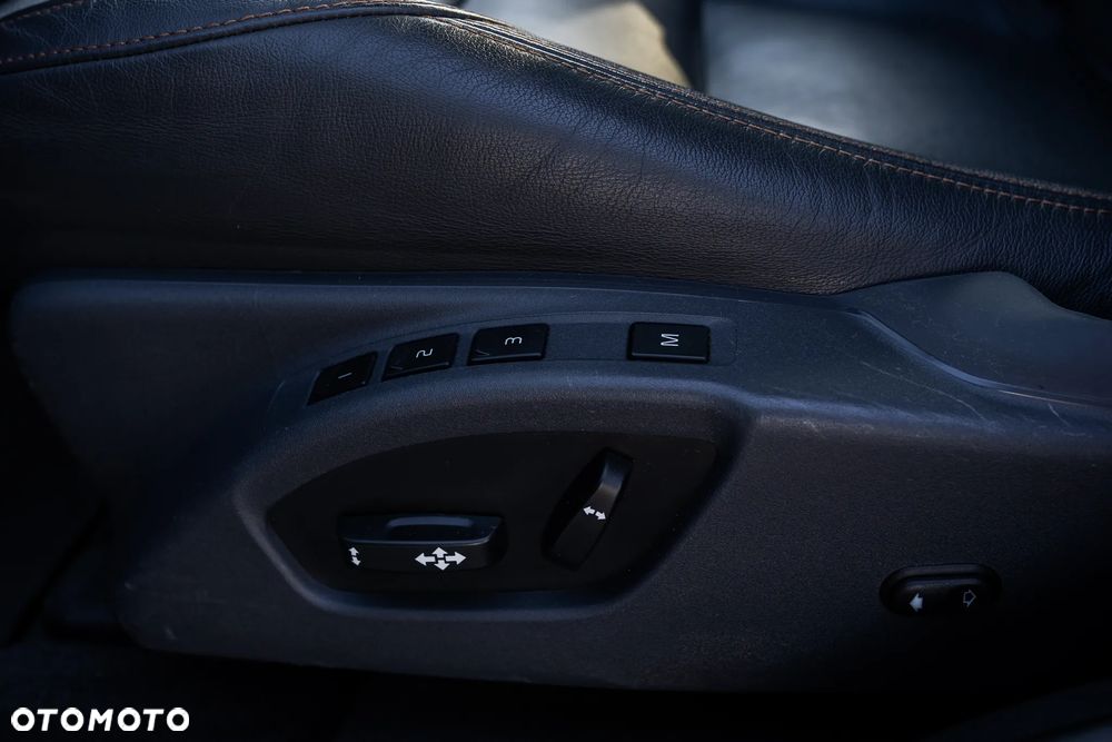 Volvo XC 60 D4 Summum - 19