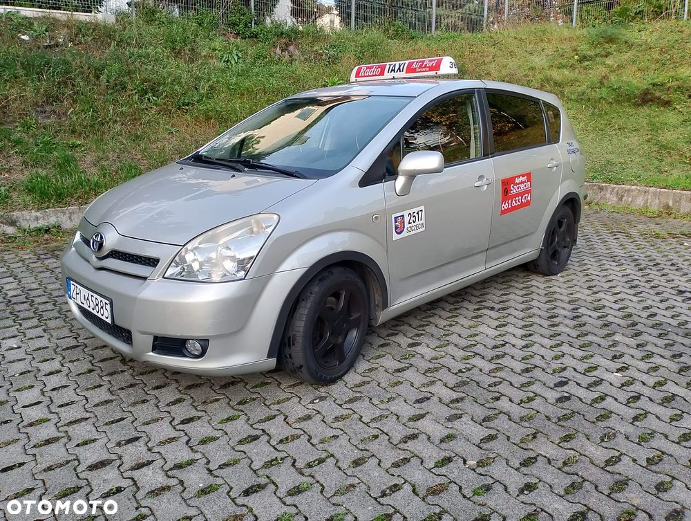 Toyota Corolla Verso 1.8 Gold + 7os MM - 11