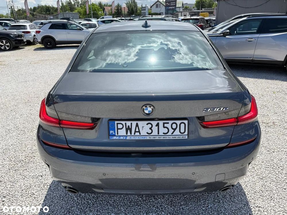 BMW Seria 3 330e M Sport sport - 7