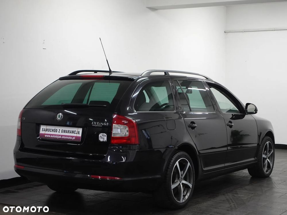 Skoda Octavia 1.6 TDI Ambiente - 8