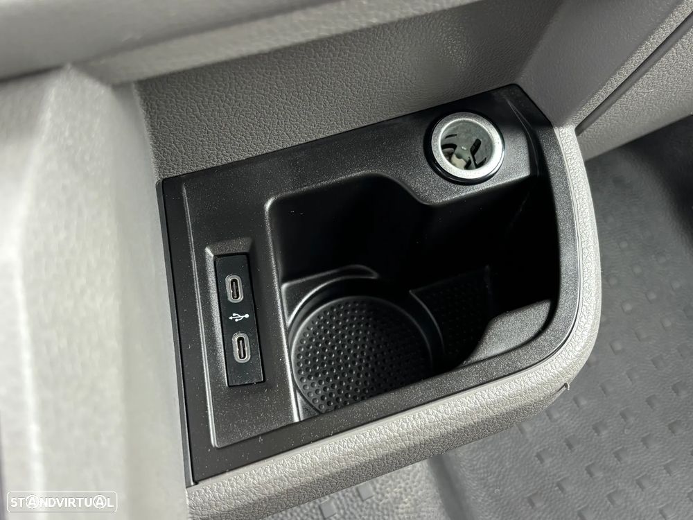 VW Transporter - 29