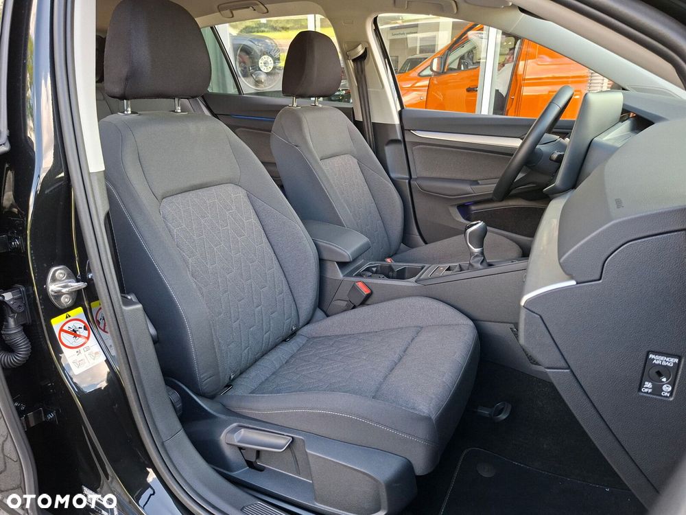 Volkswagen Golf - 18